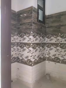 Common Bathroom Image of 750 Sq.ft 2 BHK Builder Floor for sale in DLF Ankur Vihar Ghaziabad for Rs. 2445322