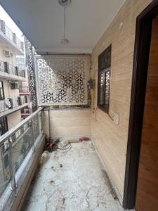 Balcony Image of 1100 Sq.ft 2.5 BHK Builder Floor for sale in RWA Jitar Nagar Block C, Krishna Nagar New Delhi for Rs. 8000000