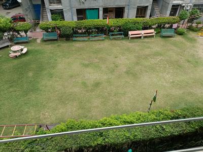 Balcony Image of 1450 Sq.ft 3 BHK Apartment / Flat for sale in Vandana Apartments, Patparganj New Delhi for Rs. 17000000