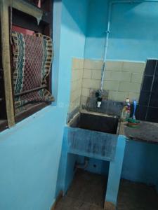 Kitchen Image of 350 Sq.ft 1 BHK Independent House for rent in Anna Nagar Chennai for Rs. 12500