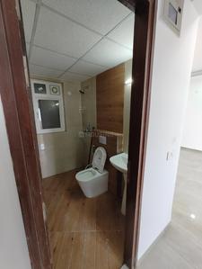 Bathroom Image of 1095 Sq.ft 2 BHK Apartment / Flat for sale in ACE Parkway, Sector 150 Noida for Rs. 15000000