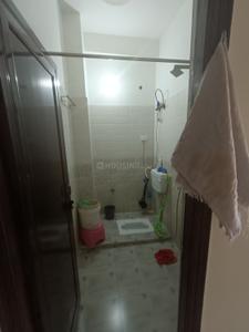 Bathroom Image of 800 Sq.ft 2 BHK Apartment / Flat for sale in Govindpuram Ghaziabad for Rs. 3000000