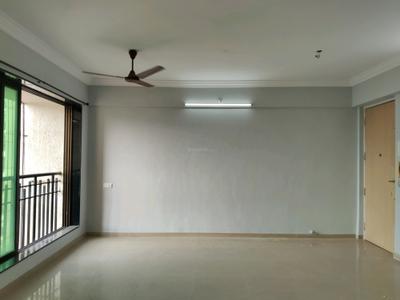 Living Room Image of 981 Sq.ft 2 BHK Apartment / Flat for sale in Nirmal City Of Joy, Mulund West Mumbai for Rs. 18500000