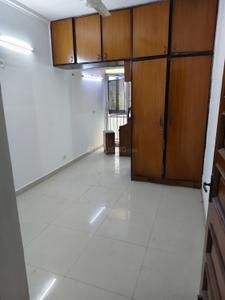 Bedroom Image of 1000 Sq.ft 2 BHK Apartment / Flat for rent in Jai Lakshmi Apartment, Patparganj New Delhi for Rs. 30000