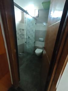 Bathroom Image of 2100 Sq.ft 3 BHK Apartment / Flat for rent in Jubilee Hills Hyderabad for Rs. 75000