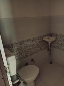 Bathroom Image of 1000 Sq.ft 1 BHK Builder Floor for rent in Prem Nagar Dehradun for Rs. 8000