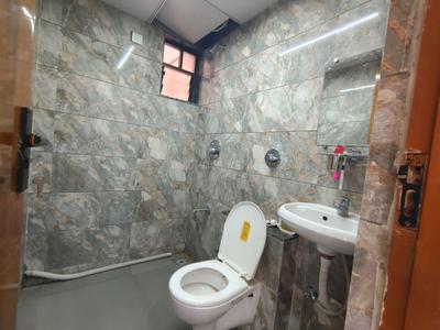 Bathroom Image of 1485 Sq.ft 2 BHK Apartment / Flat for sale in Maninagar Ahmedabad for Rs. 9800000