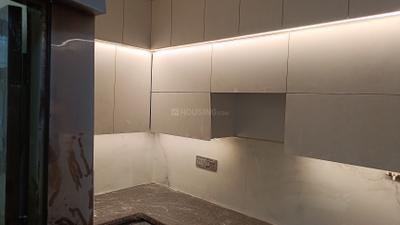 Kitchen Image of 1400 Sq.ft 3 BHK Apartment / Flat for sale in Vaishali Ghaziabad for Rs. 9400000