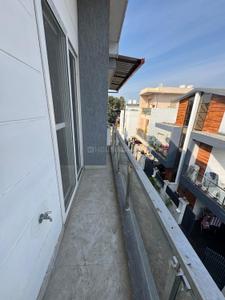 Balcony Image of 900 Sq.ft 2 BHK Builder Floor for sale in Laxman Chowk Dehradun for Rs. 6000000