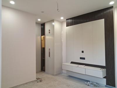Bedroom Image of 1800 Sq.ft 3 BHK Builder Floor for sale in Paschim Vihar New Delhi for Rs. 35000000
