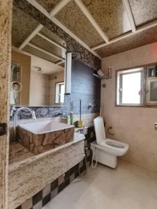 Bathroom Image of 1080 Sq.ft 3 BHK Apartment / Flat for sale in Silver Bells Apartments, Dahisar West Mumbai for Rs. 26000000