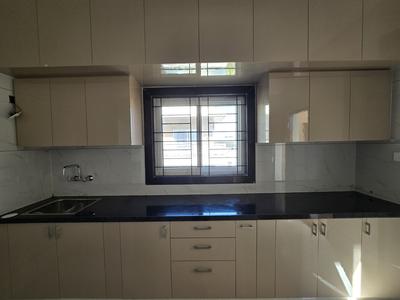 Kitchen Image of 1300 Sq.ft 2 BHK Builder Floor for rent in Halasuru Bengaluru for Rs. 70000