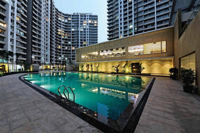 Image of 3905 Sq.ft 4 BHK Apartment / Flat for sale in Sector 128, Noida for Rs. 82005000