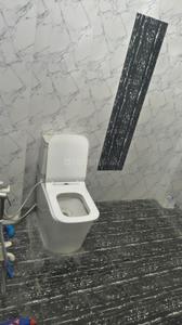 Bathroom Image of 1500 Sq.ft 2 BHK Independent House for rent in Juggaur Lucknow for Rs. 15000