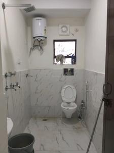 Common Bathroom Image of 370 Sq.ft 1 RK Apartment / Flat for rent in DLF Capital Greens Phase 1 And 2, Karampura New Delhi for Rs. 23000