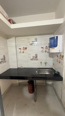 Kitchen Image of 700 Sq.ft 1 BHK Apartment / Flat for rent in Gokhalenagar Pune for Rs. 21000