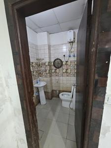 Bathroom Image of 650 Sq.ft 1 BHK Builder Floor for sale in ABCZ East Platinum, Sector 44 Noida for Rs. 3500000