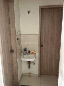 Bathroom Image of 600 Sq.ft 1 BHK Apartment / Flat for rent in W 57, Wakad Pune for Rs. 25000