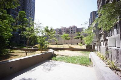Image of 1260 Sq.ft 3 BHK Apartment / Flat for sale in Laxmi Eternia, Narolgam, Ahmedabad for Rs. 4200000