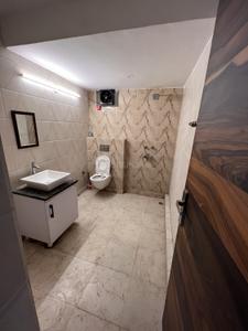 Bathroom Image of 500 Sq.ft 1 RK Independent House for rent in Sector 72 Noida for Rs. 12500