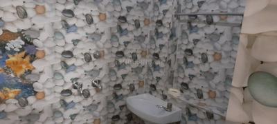Bathroom Image of 800 Sq.ft 1 BHK Independent House for rent in Sector 11 Gurgaon for Rs. 13000