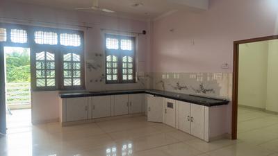 Kitchen Image of 1850 Sq.ft 2 BHK Apartment / Flat for rent in Indira Nagar Lucknow for Rs. 24000