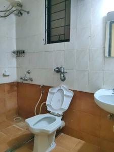 Common Bathroom Image of 800 Sq.ft 1.5 BHK Apartment / Flat for sale in Uma Sparta, Hiranandani Estate Thane for Rs. 10000000