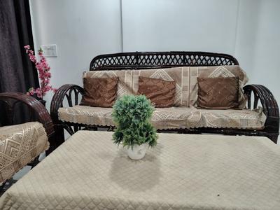 Hall Image of 1800 Sq.ft 3 BHK Apartment / Flat for rent in Dev Param, Chandkheda Ahmedabad for Rs. 40000