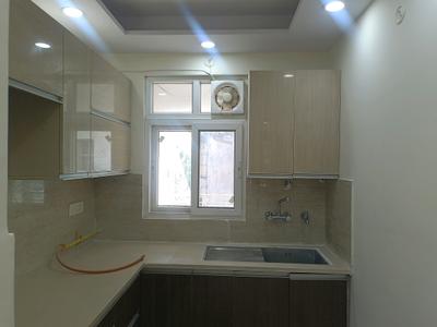 Kitchen Image of 900 Sq.ft 3 BHK Builder Floor for rent in Janakpuri New Delhi for Rs. 42000