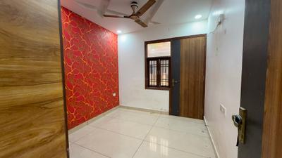 Bedroom Image of 1000 Sq.ft 3 BHK Builder Floor for rent in Razapur Khurd New Delhi for Rs. 18500