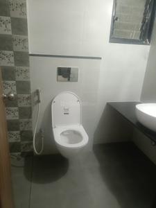 Bathroom Image of 950 Sq.ft 2 BHK Apartment / Flat for rent in Siddh Amara, Bavdhan Pune for Rs. 28000