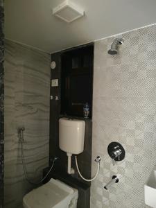 Bedroom Two Image of 800 Sq.ft 2 BHK Apartment / Flat for rent in Kalpataru Paramount, Thane West Thane for Rs. 46000