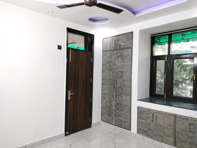 Bedroom Image of 2200 Sq.ft 4 BHK Apartment / Flat for sale in CGHS Guru Apartments, Sector 6 Dwarka New Delhi for Rs. 36300000