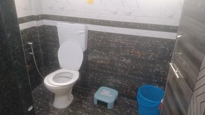 Bathroom Image of 620 Sq.ft 1 BHK Apartment / Flat for rent in Shanti Rakshak, Yerawada Pune for Rs. 25000