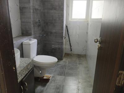 Bathroom Image of 1616 Sq.ft 3 BHK Apartment / Flat for sale in Umang Winter Hills, Sector 77 Gurgaon for Rs. 17300000