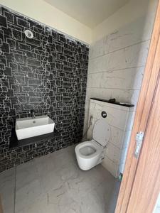 Bathroom Image of 1256 Sq.ft 2 BHK Apartment / Flat for rent in Majestique Ephelia, Kondhwa Pune for Rs. 35000