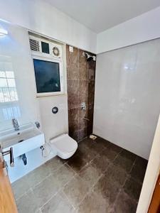Bathroom Image of 950 Sq.ft 3 BHK Apartment / Flat for sale in Romell Serene, Borivali West Mumbai for Rs. 27500000