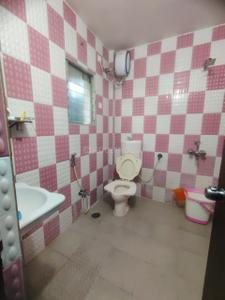 Bathroom Image of 2000 Sq.ft 5 BHK Villa for rent in Somalwada Nagpur for Rs. 140000