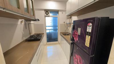Kitchen Image of 950 Sq.ft 2 BHK Apartment / Flat for rent in A And O F Residences, Malad East Mumbai for Rs. 75000