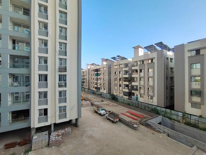 Pavilion Heights Main Image 1