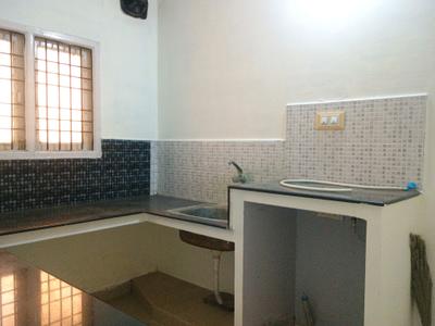 Kitchen Image of 923 Sq.ft 3 BHK Apartment / Flat for sale in Perumbakkam Chennai for Rs. 5000000