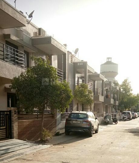 BOTTOM PRICE Main Image 1