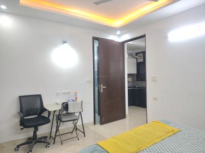 Bedroom Image of 900 Sq.ft 2 BHK Builder Floor for rent in Freedom Fighters Enclave New Delhi for Rs. 39000
