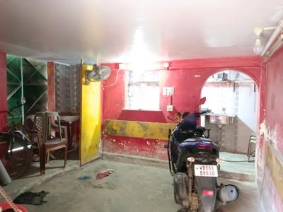 Car Garage Image of 1400 Sq.ft 3 BHK Independent House for sale in Baghajatin Kolkata for Rs. 6000000
