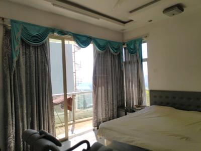 Bedroom Image of 2750 Sq.ft 3 BHK Builder Floor for sale in Spark Desai Residency, Kalbadevi Mumbai for Rs. 80000000