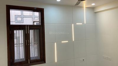 Bedroom Image of 1800 Sq.ft 3 BHK Builder Floor for sale in Kirti Nagar New Delhi for Rs. 30000000