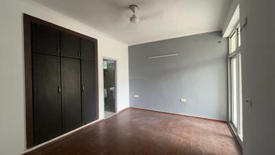 Bedroom Image of 1545 Sq.ft 3.5 BHK Apartment / Flat for sale in Amrapali Silicon City, Sector 76 Noida for Rs. 16200000