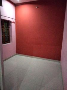 Bedroom Image of 800 Sq.ft 2 BHK Builder Floor for rent in Krishna Nagar Lucknow for Rs. 8000