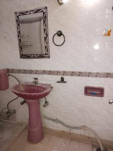 Image of 1600 Sq.ft 3 BHK Apartment / Flat for rent in DDA Flats Sarita Vihar, Sarita Vihar, New Delhi for Rs. 70000