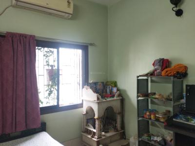 Bedroom Image of 922 Sq.ft 2 BHK Apartment / Flat for sale in Naktala Kolkata for Rs. 5700000